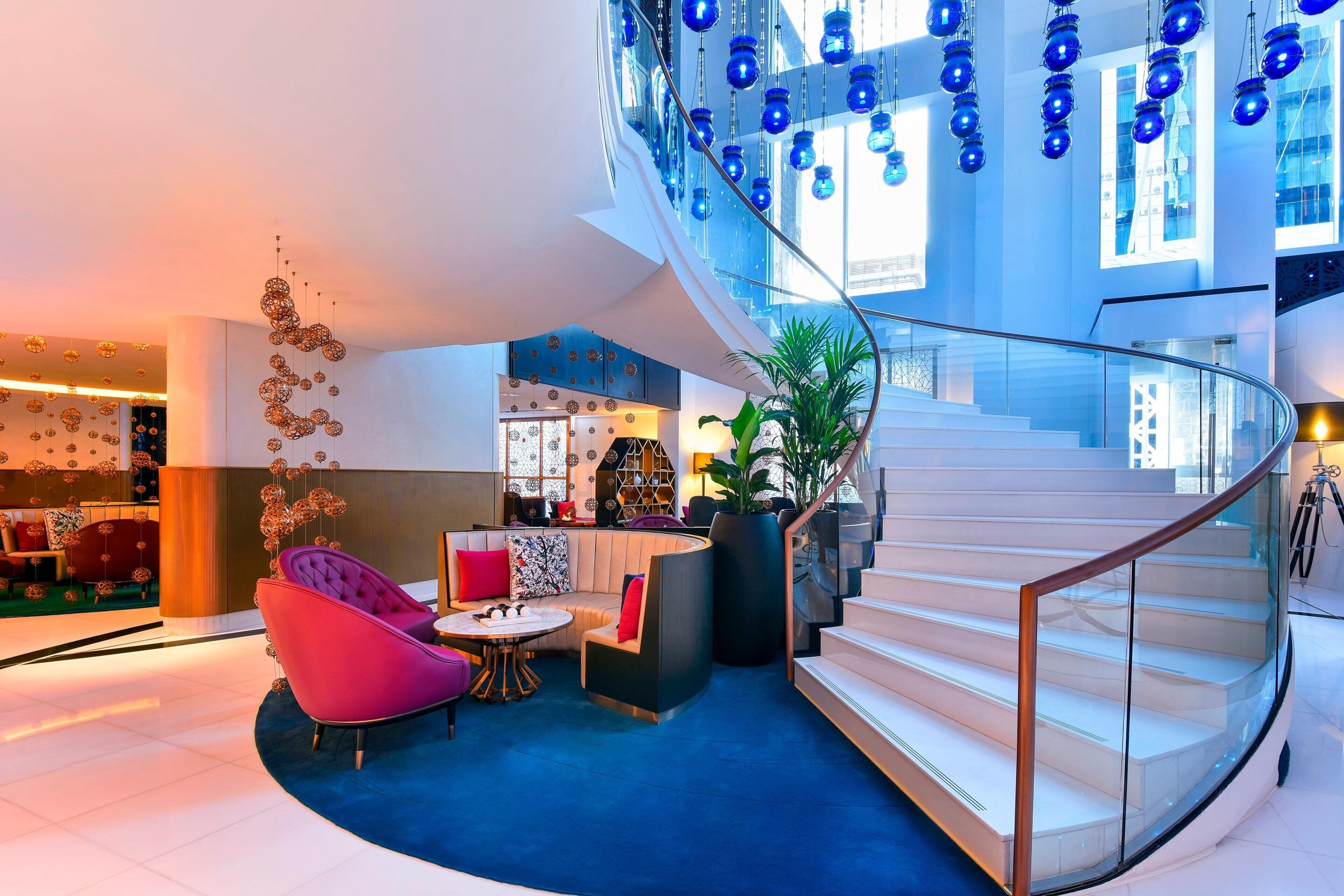 32-inch led tv with satellite channels, tv, ipod dock