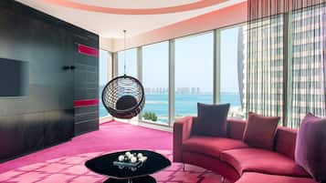 Wow Suite, Presidential Suite, 1 Bedroom, Non Smoking | Minibar, in-room safe, desk, laptop workspace