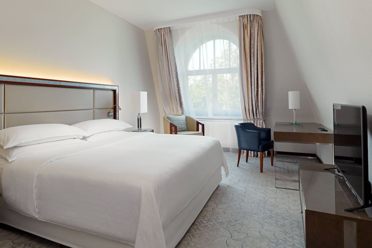 Ropa de cama de alta calidad y minibar