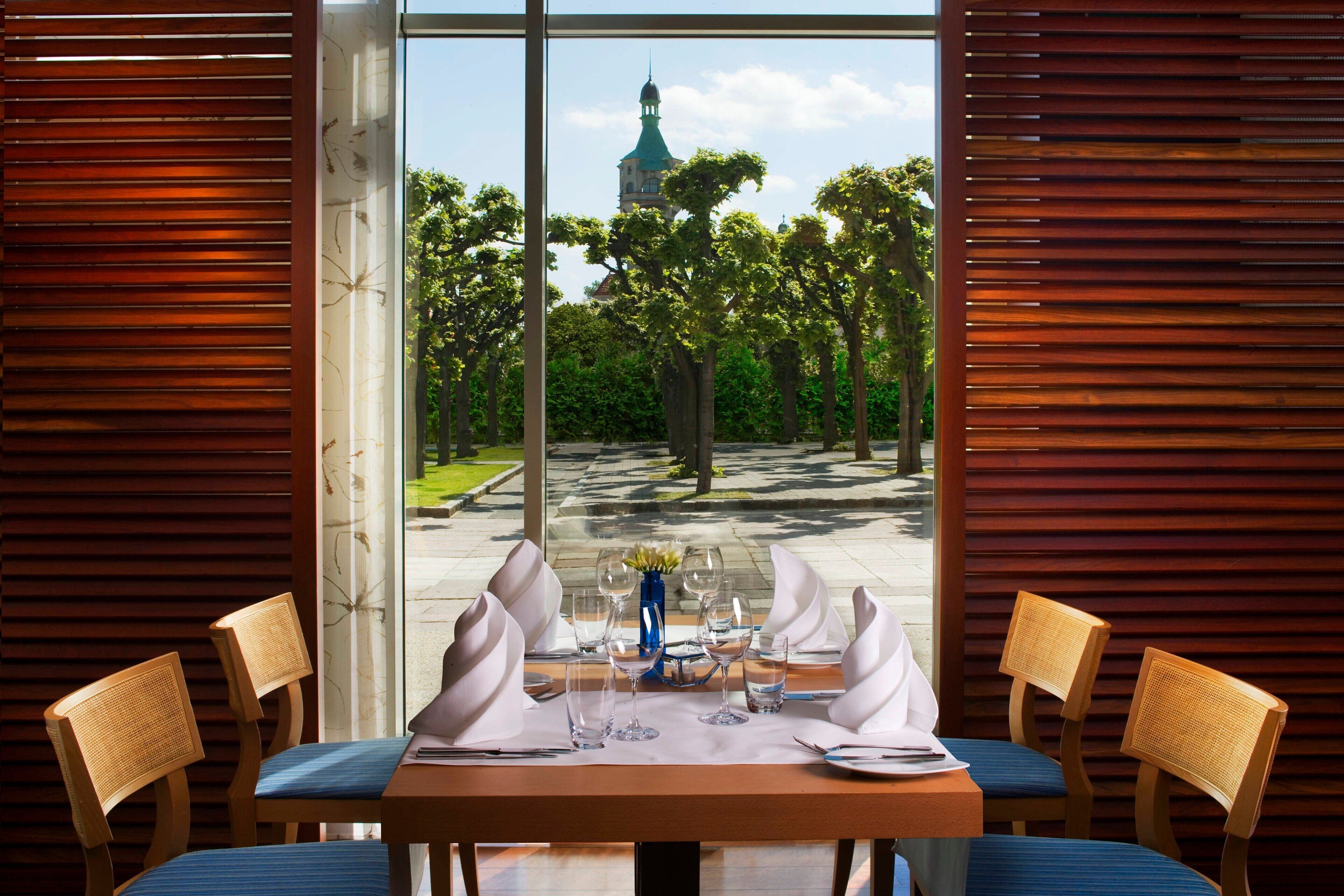 2 restaurants, breakfast, lunch, dinner served; polish cuisine