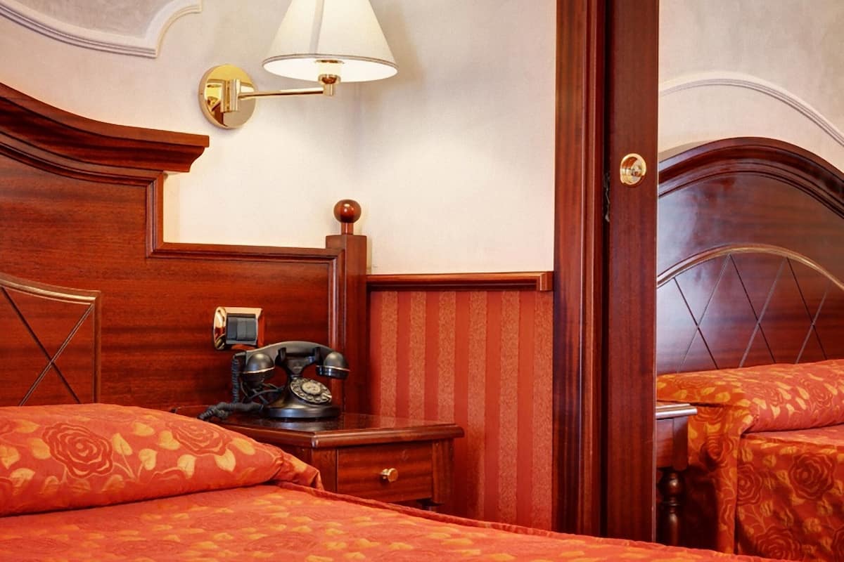 Ropa de cama hipoalergénica y minibar