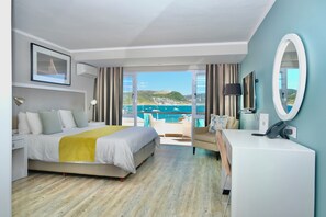 Ropa de cama de alta calidad, colchones con pillow-top y minibar