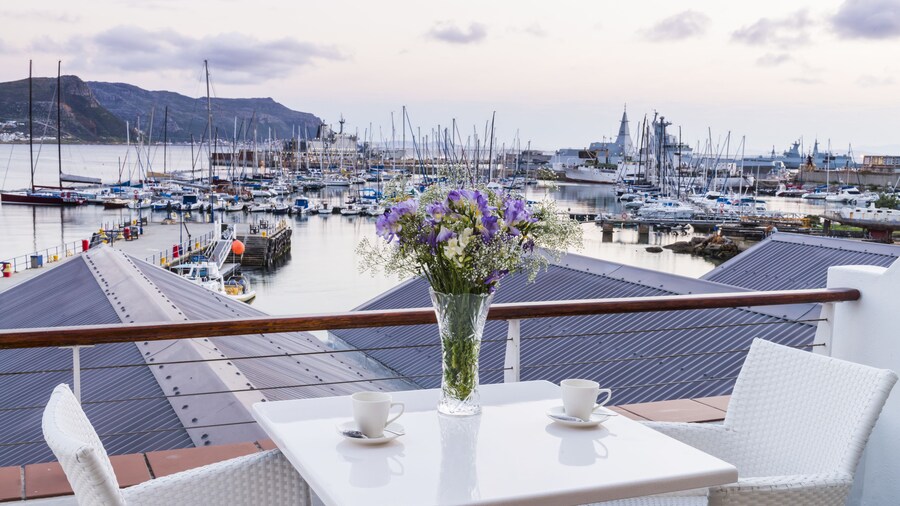Simon's Town Quayside Hotel