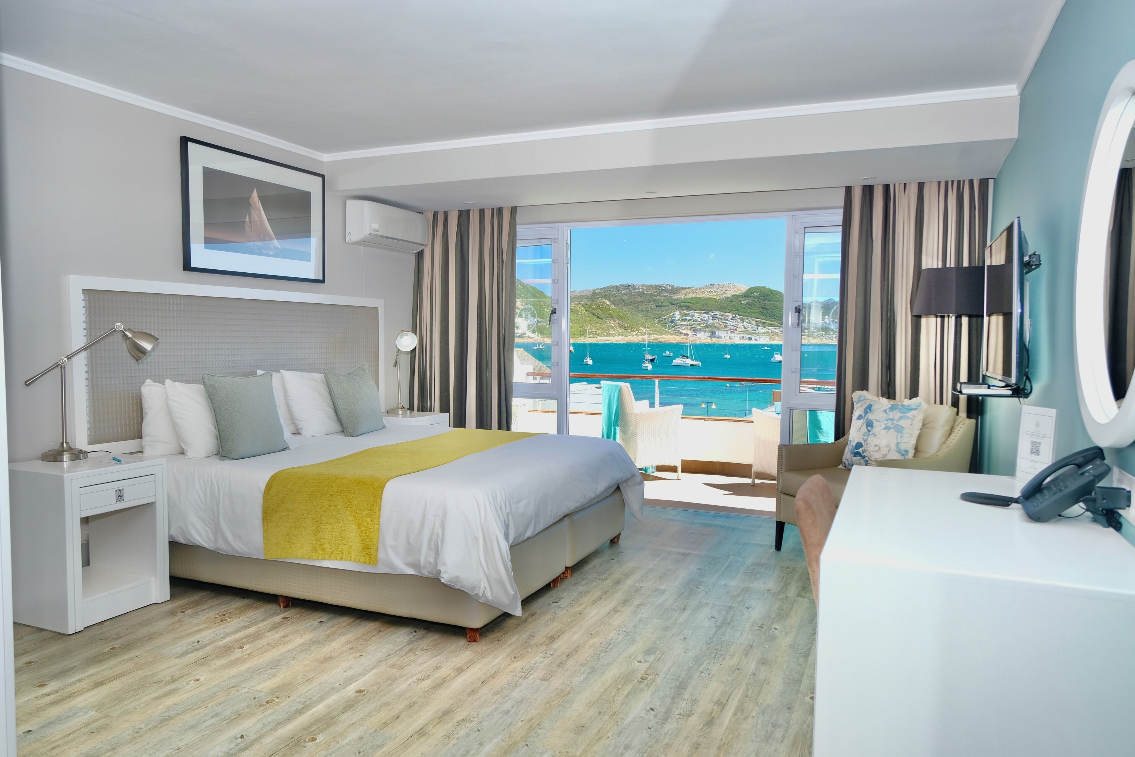 standard room, balcony | 1 bedroom, premium bedding, pillow-top beds, minibar