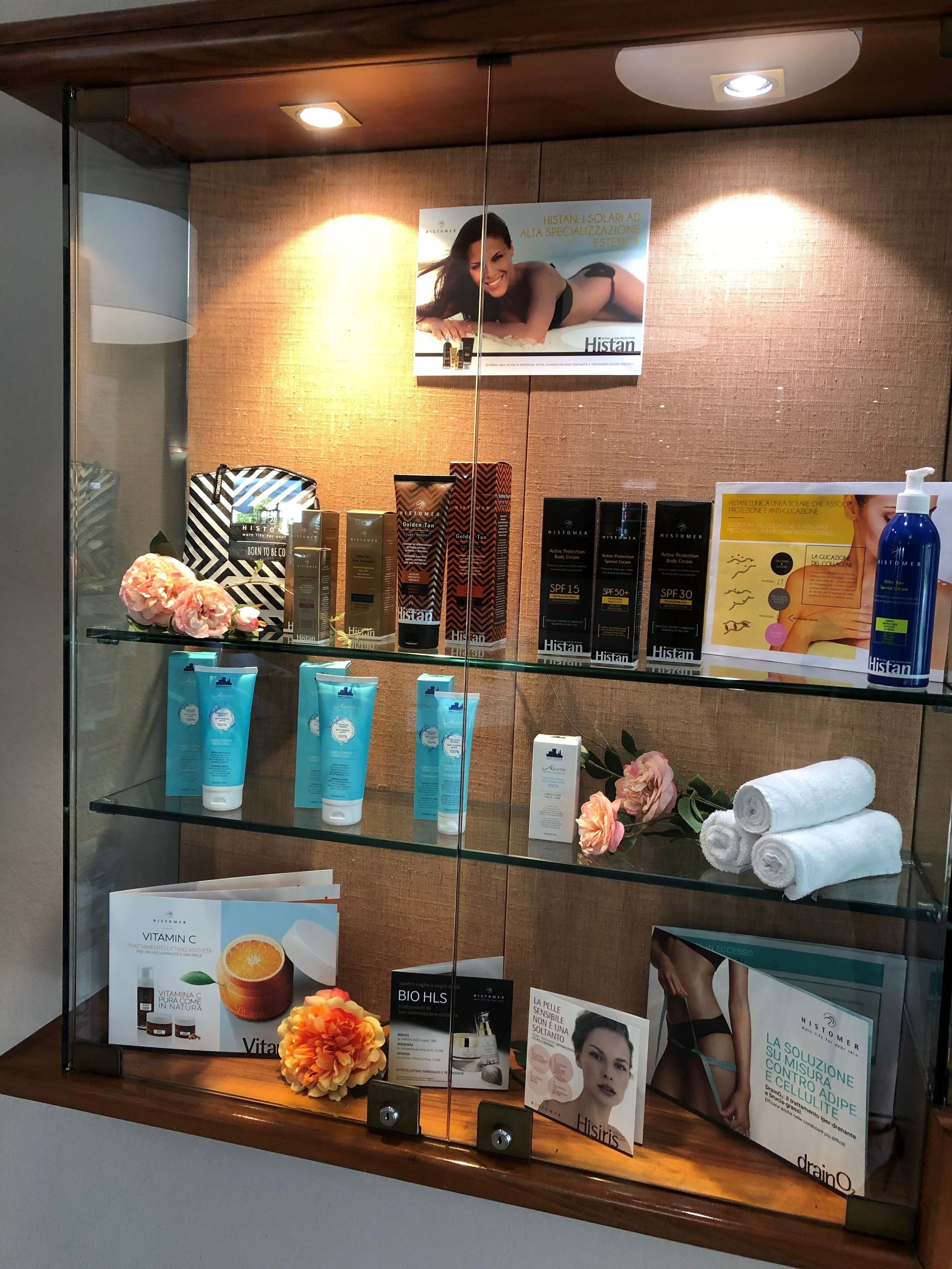 body treatments, aromatherapy, hot stone massages, body scrubs, facials