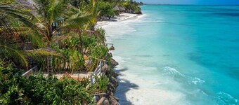 Coral Rocks Hotel & Restaurant