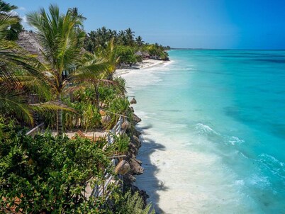 Coral Rocks Hotel & Restaurant