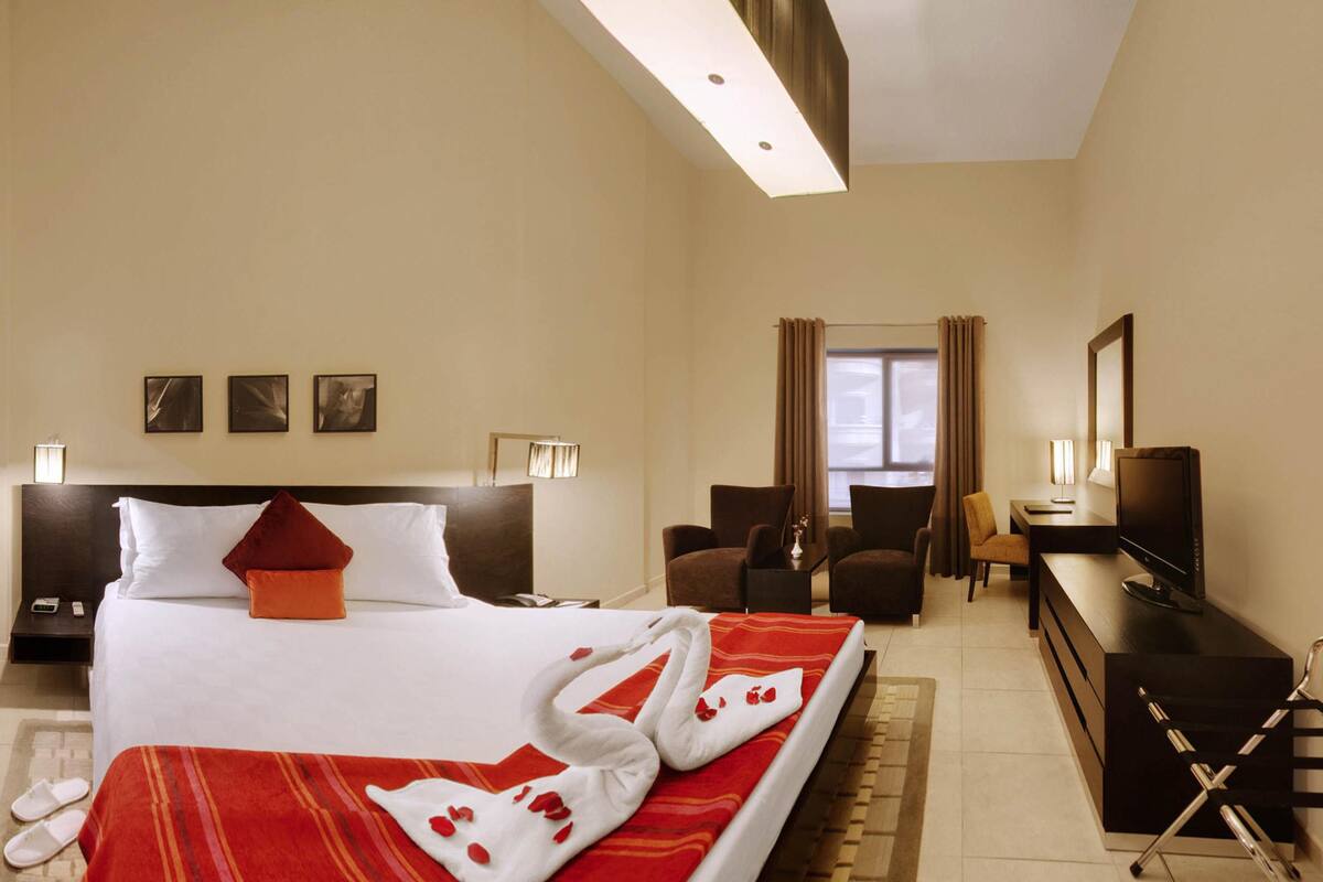 Condo, 1 Bedroom | 1 bedroom, in-room safe, iron/ironing board, cribs/infant beds