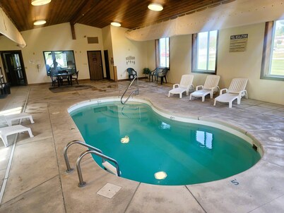 Horizon Inn and Suites