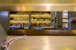 Gastropub, al fresco dining, open daily - Dromhall Hotel (Killarney)