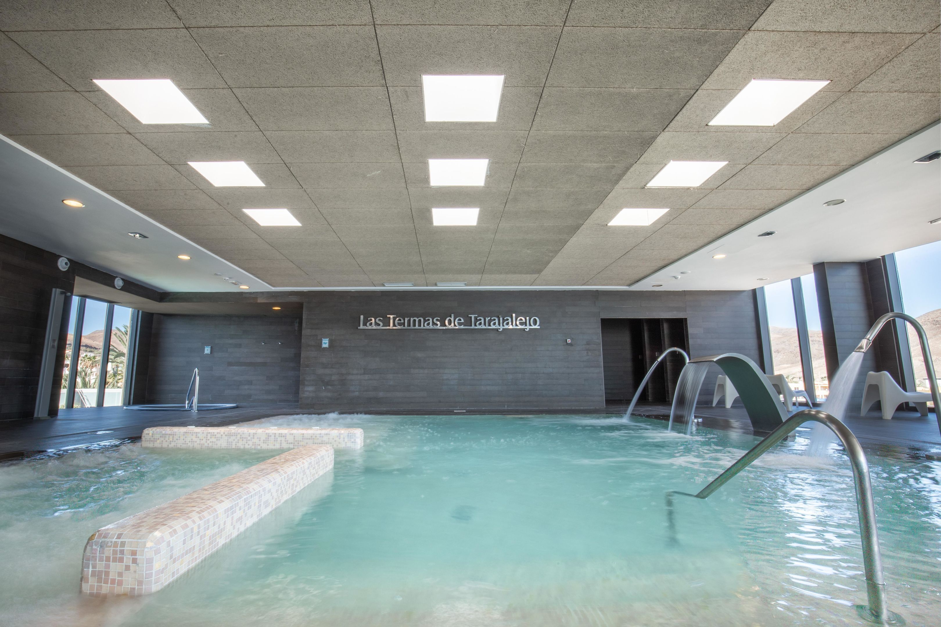Indoor pool, 2 outdoor pools, pool umbrellas, pool loungers
