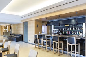 Bar (en el alojamiento)
