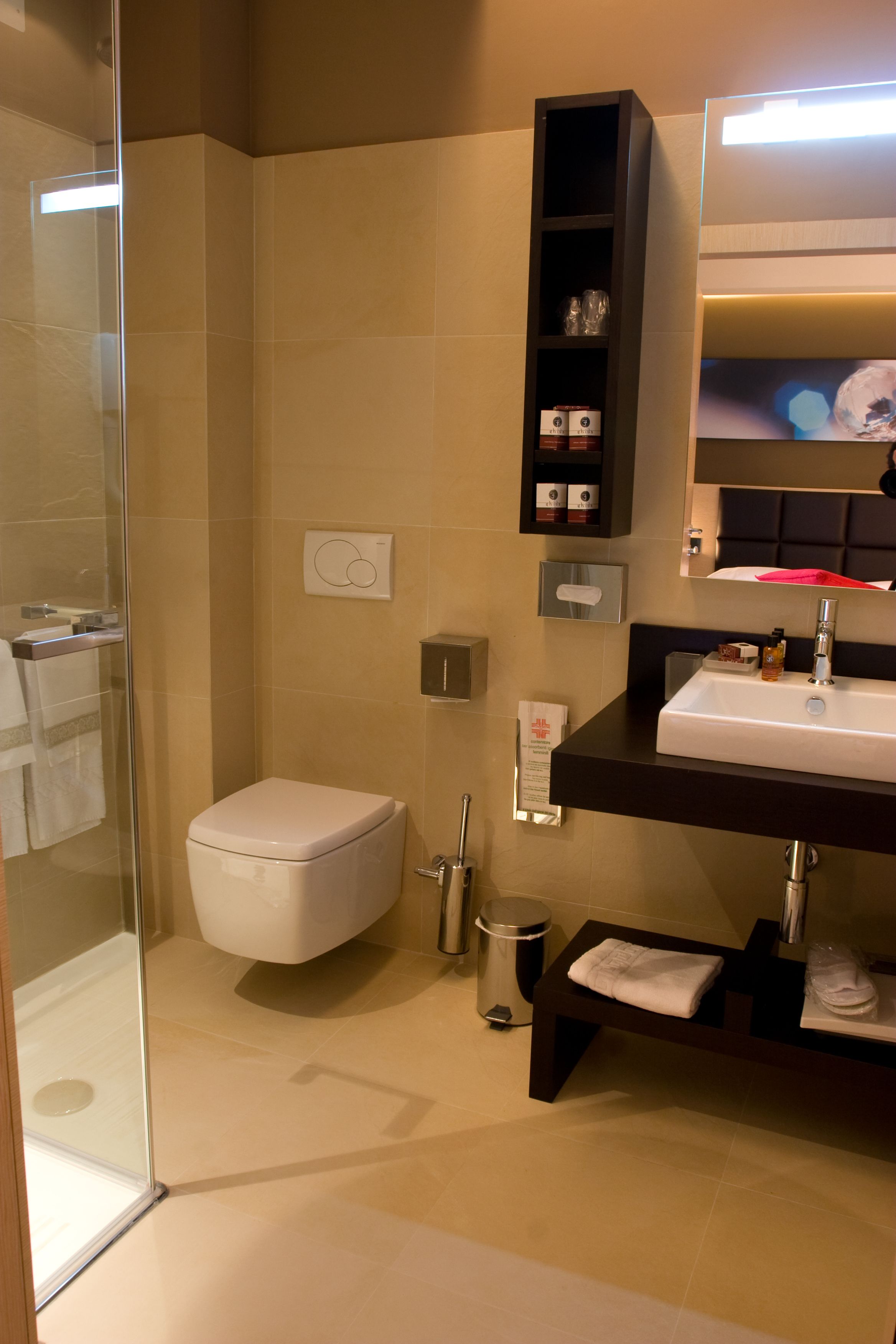 double room, 1 double bed, terrace (idromassaggio) | bathroom | free toiletries, hair dryer, towels