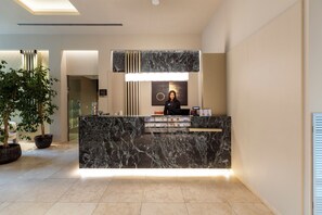 Lobby - UNAHOTELS Villa dei Platani Foligno (Foligno)