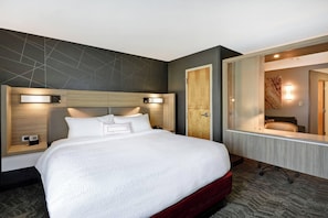 Ropa de cama de alta calidad, camas con pillow-top y escritorio 