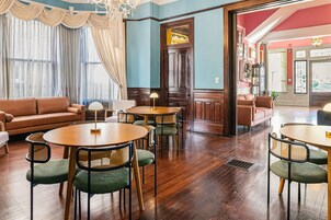 ファミリー トリプルルーム エンスイート (Blue Serendity Suite) | 客室の設備とサービス