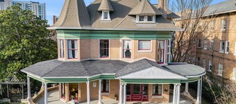 Hassinger Daniels Guest House