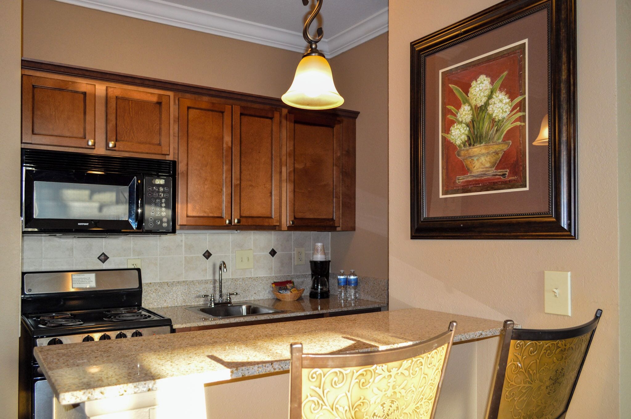 luxury suite, 1 king bed, kitchen (sleeper sofa) | desk, blackout curtains, soundproofing, iron/ironing board