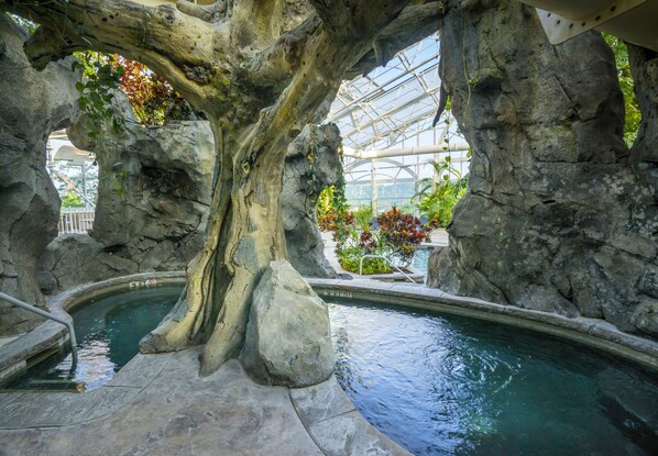 Indoor pool, 2 outdoor pools, pool umbrellas, sun loungers