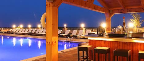 Bar vid poolen