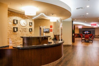 Comfort Suites At Virginia Center Commons