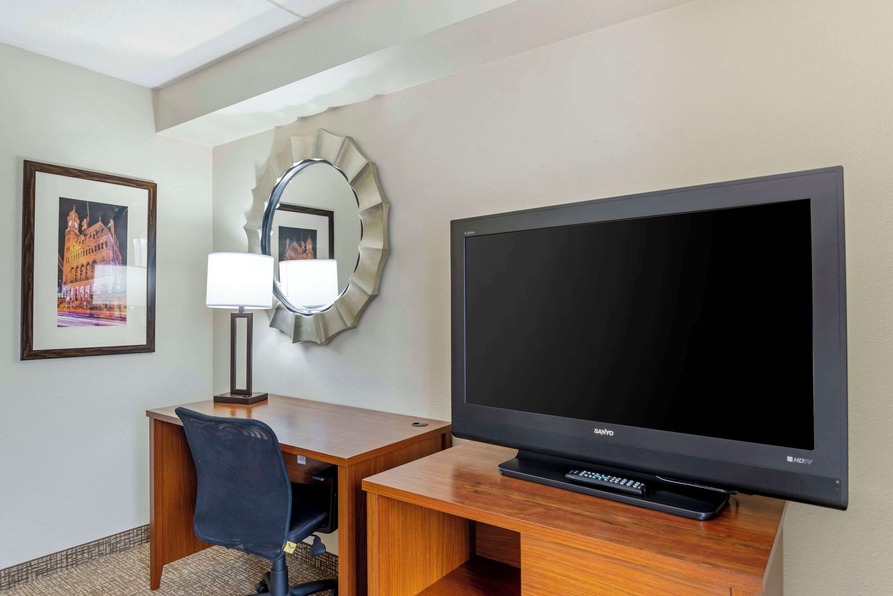 Photo - Comfort Suites At Virginia Center Commons