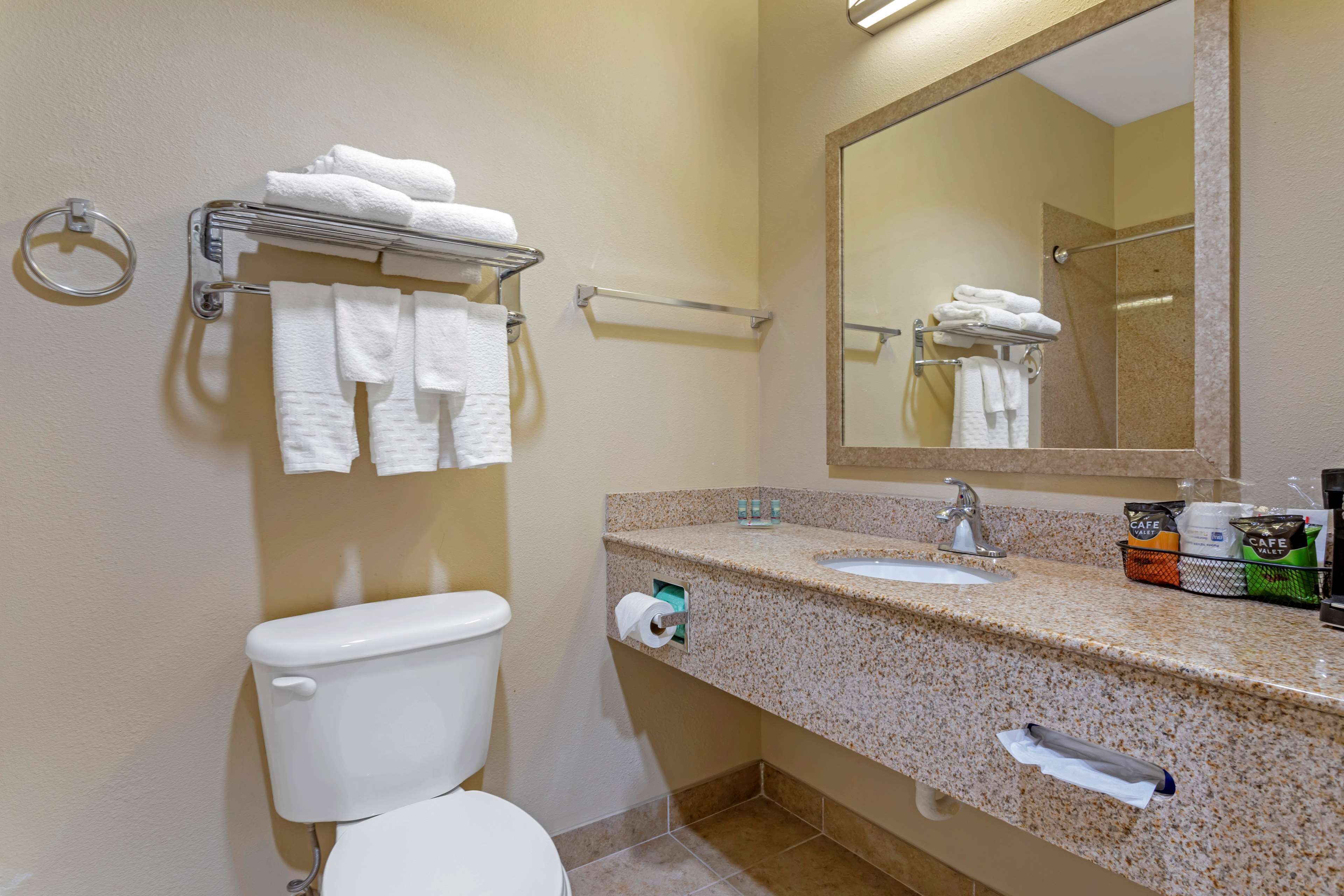 suite, 1 king bed, non smoking, refrigerator & microwave (with sofabed) | bathroom | combined shower/bathtub, hair dryer, towels