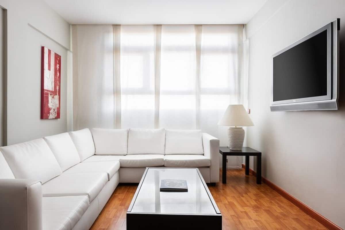 1 bedroom, minibar, in-room safe, individually furnished