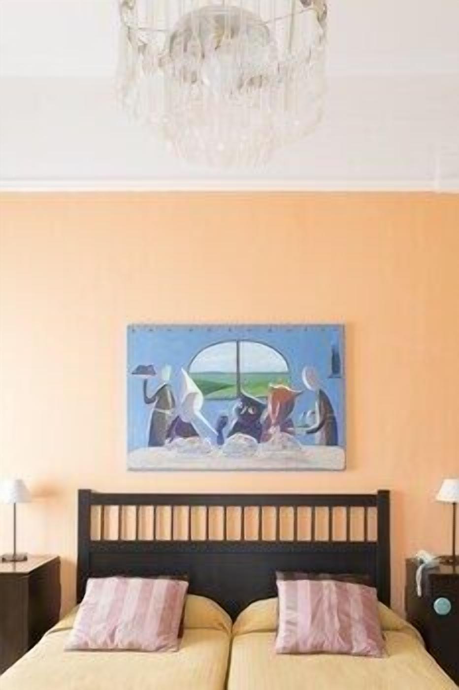 Literie hypoallergénique, couette en duvet, bureau