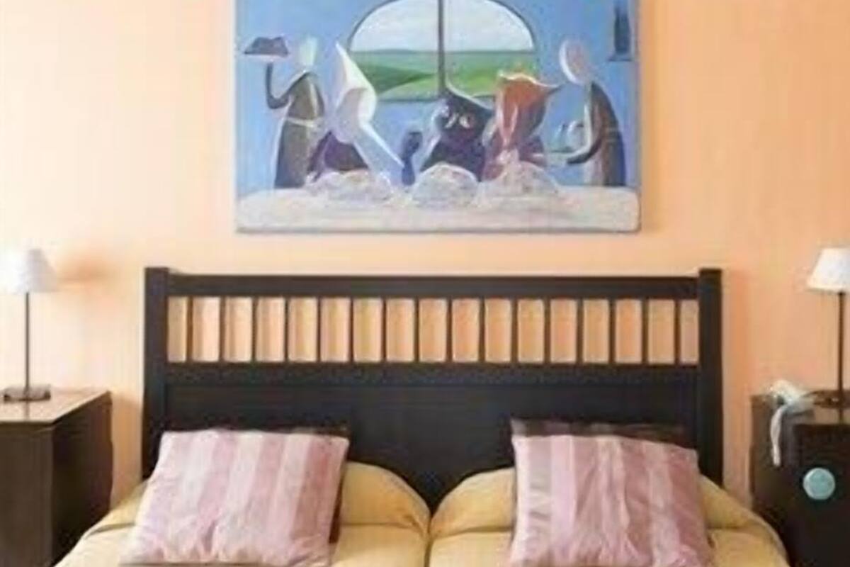 Literie hypoallergénique, couette en duvet, bureau