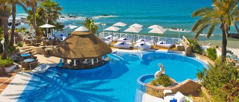 Indoor pool, outdoor pool