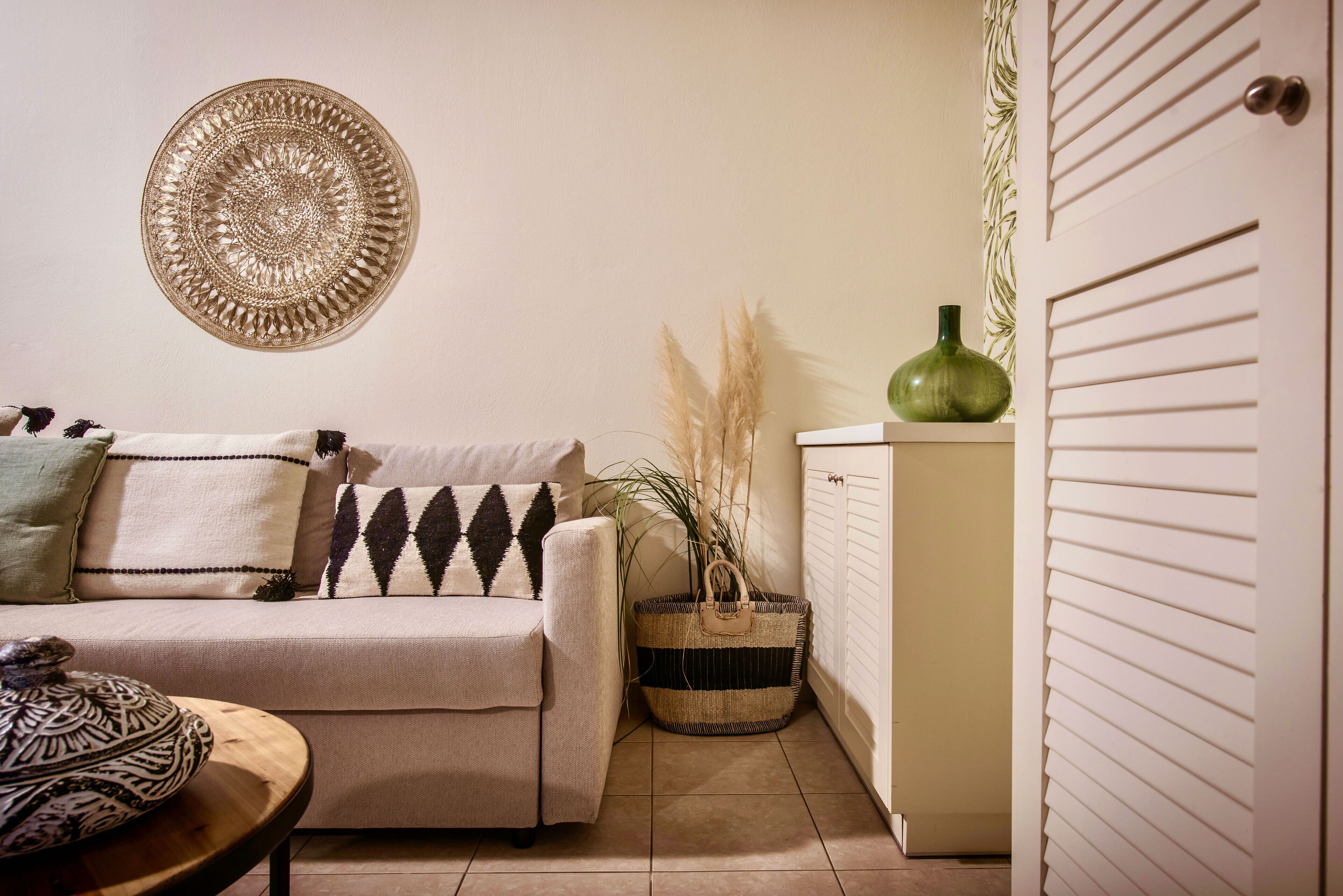 executive suite | living area | books