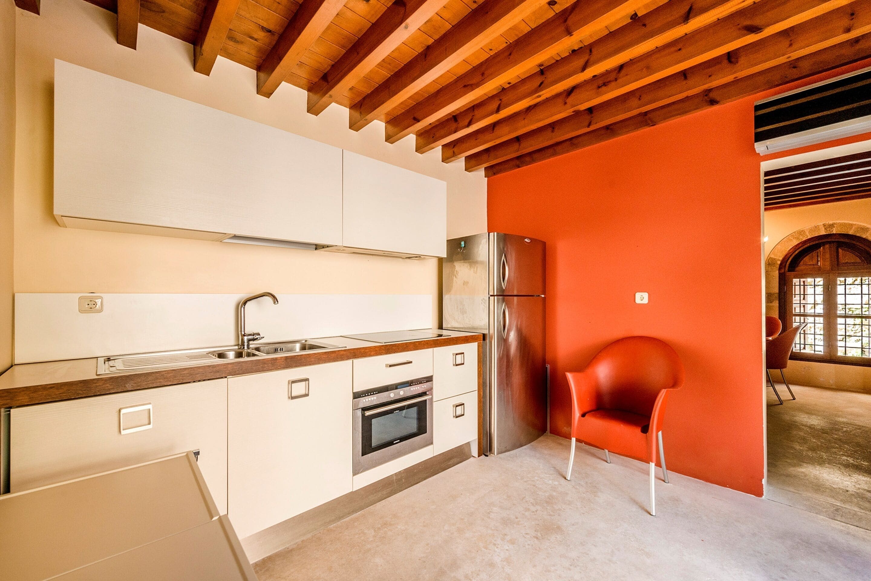 mini-fridge, coffee/tea maker, electric kettle