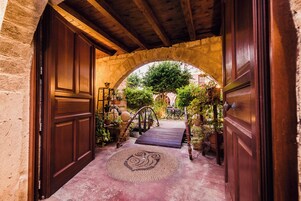 Entrada de la propiedad