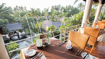 包每日自助早餐