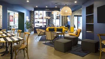 Sala de estar en el lobby