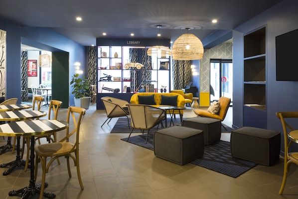 Sala de estar en el lobby