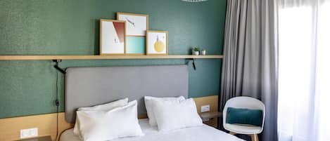 In-room safe, desk, laptop workspace, blackout curtains