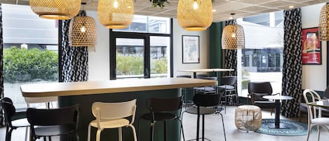 Daily buffet breakfast (EUR 17 per person)