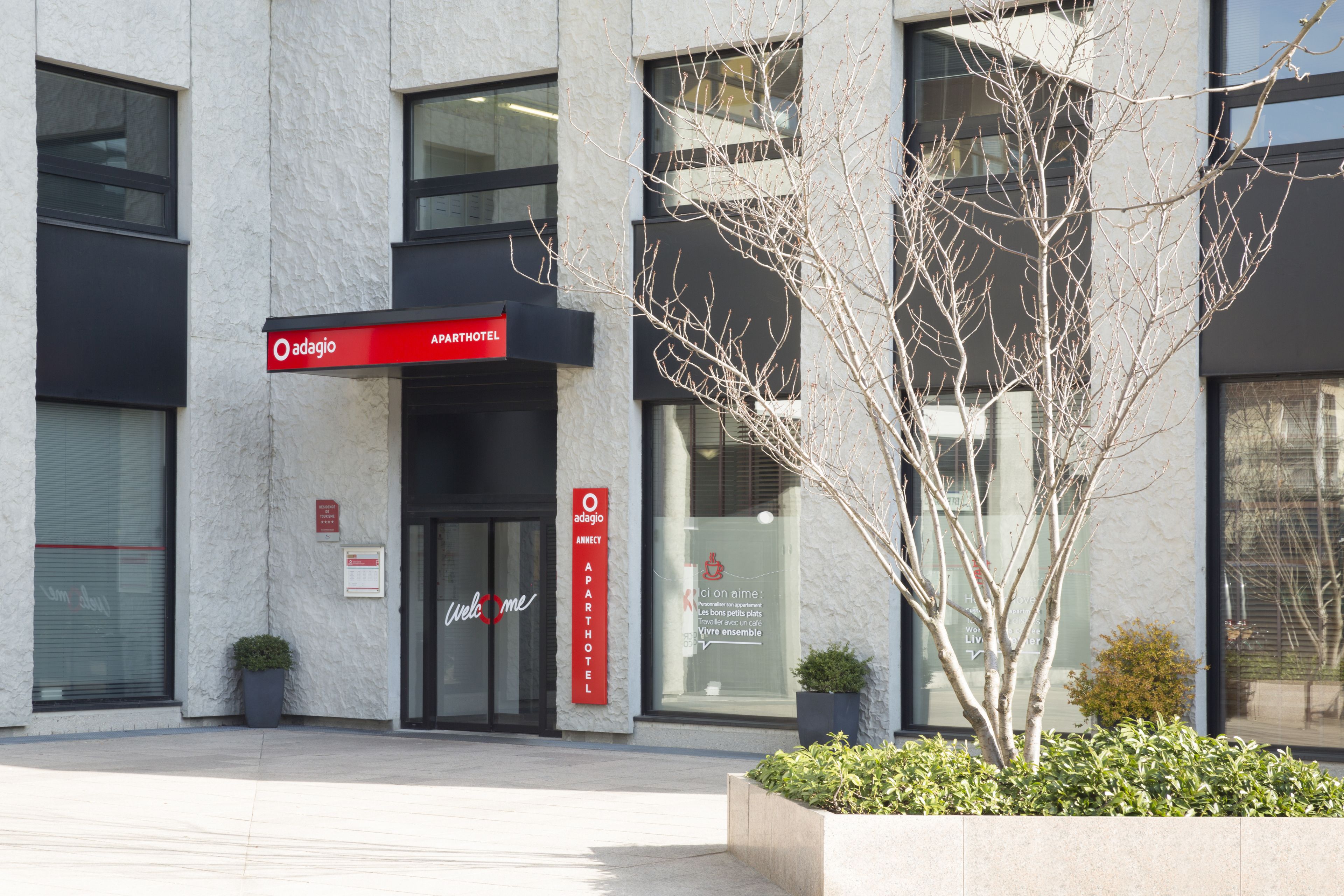 Facciata della struttura