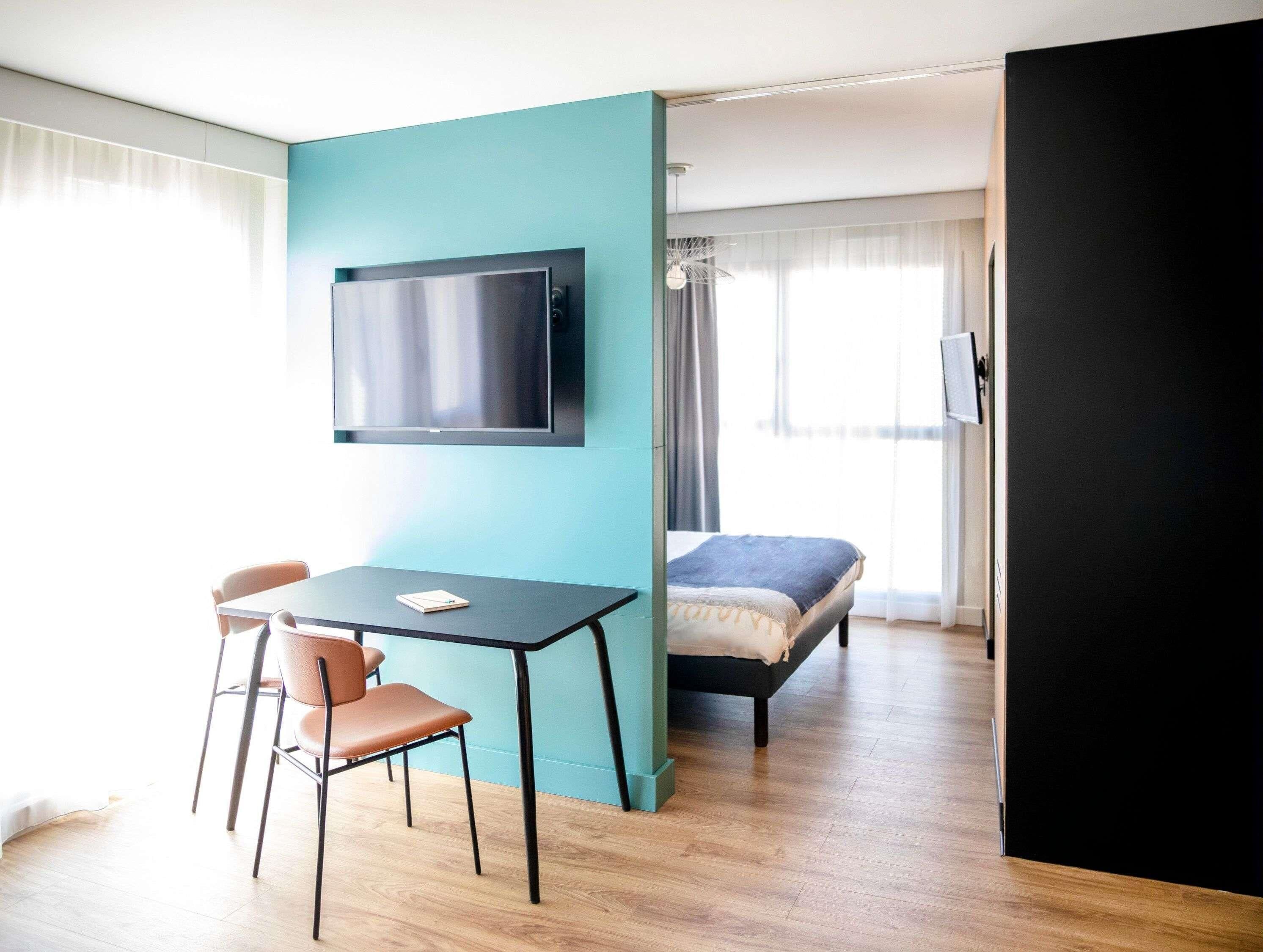 In-room safe, desk, laptop workspace, blackout drapes