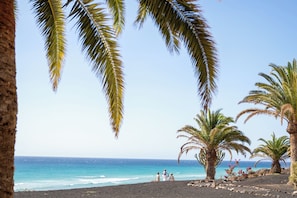 Beach nearby, sun loungers, beach umbrellas, beach towels