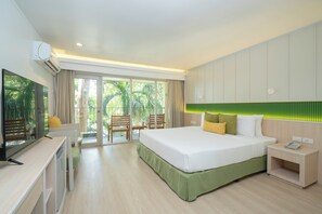 Superior Room, Pool View | Premium bedding, minibar, in-room safe, individually furnished - Green Park Resort (Pattaya)