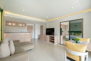 2-Bedroom Pool View | Living area | 43-inch LCD TV with cable channels, TV