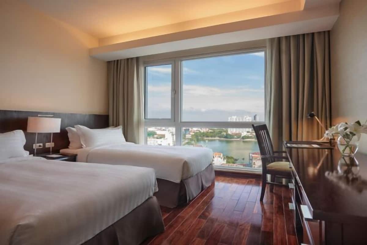 1 bedroom, in-room safe, individually decorated, individually furnished