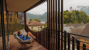 Phòng tắm hơi, phòng xông hơi, 1 phòng trị liệu, dịch vụ massage