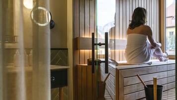 1 bedroom, premium bedding, down comforters, minibar