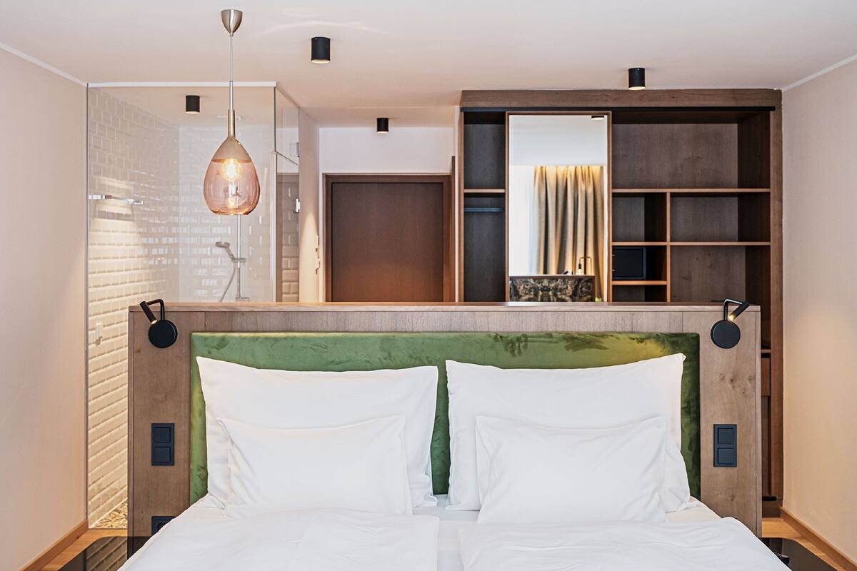 Superior Double Room, 1 King Bed, Mountain View | Premium bedding, down comforters, minibar, in-room safe