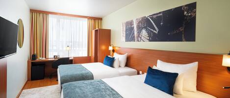 In-room safe, desk, blackout drapes, soundproofing