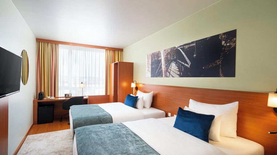 Leonardo Hotel Salzburg Airport